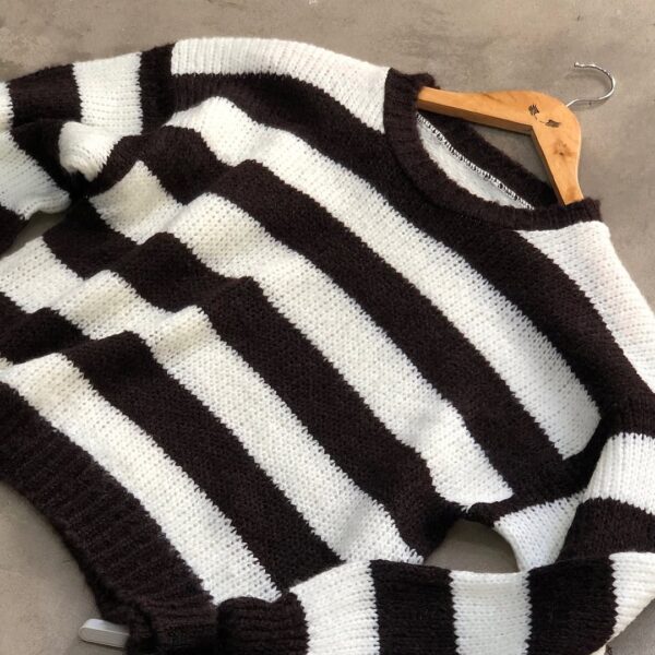 Sweater Rayado Clásico - VALKIRIA STORE | INDUMENTARIA en Bahía Blanca