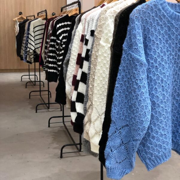 Sweater Rayado Clásico - VALKIRIA STORE | INDUMENTARIA en Bahía Blanca
