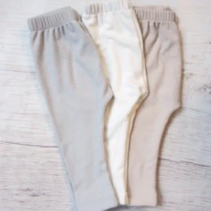 PANTALON DE MORLEY NATURAL — Oli Baby, Bahía Blanca