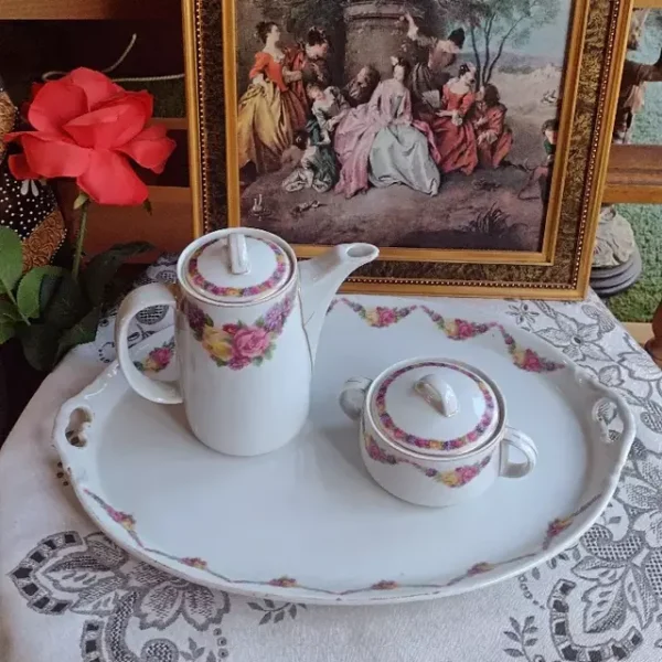 Cafeterita + azúcarera + bandeja Marca Alemana