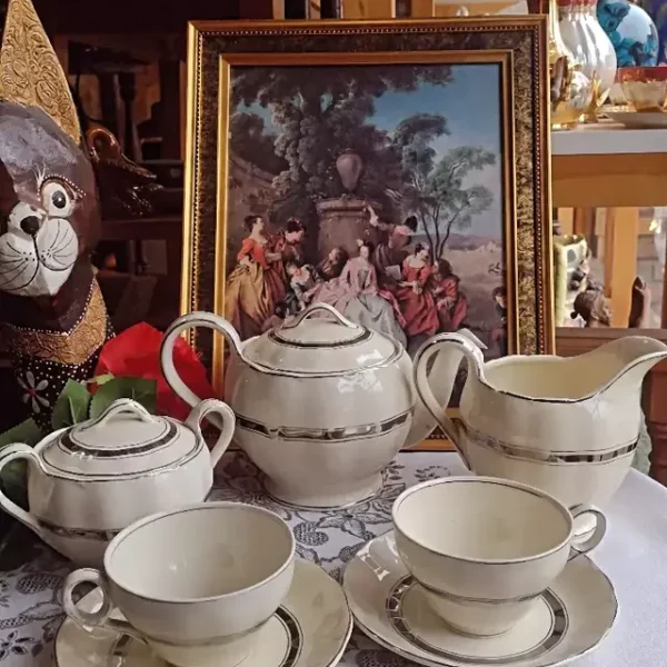 Juego de té de loza inglesa (12 personas)