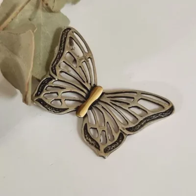 DIJE MARIPOSA PLATA Y ORO 8853 — Joyería Debernardi, Bahía Blanca