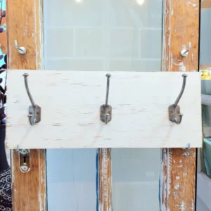 PERCHERO DE PARED