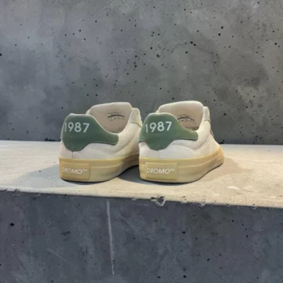 Zapatilla Court de lona con suela antideslizante