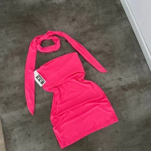 Vestido Strapless Fluo (VIENE SIN CORBATIN) — Pipina Showroom, Bahía Blanca