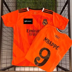 Camiseta Real Madrid suplente Mbappe naranja niño