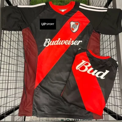 Camiseta River Budweiser negra banda roja retro
