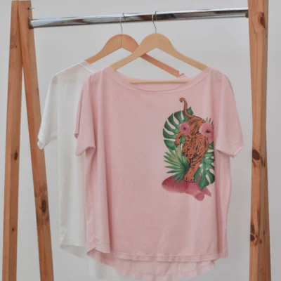 Remera Coronados - Blanco — Casa Blanca Showroom, Bahía Blanca