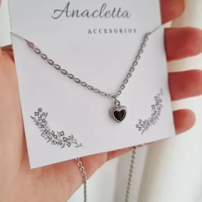 Gargantilla cora negro — Anacletta Accesorios, Bahía Blanca