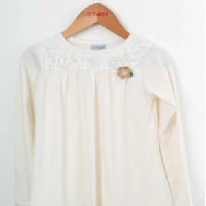 Remera flor crochet natural #5019 — El Principito Bahia, Bahía Blanca
