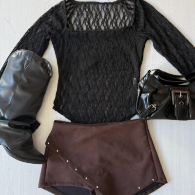 Skort gamuzada con tachas