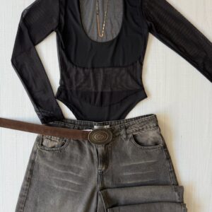 Body con recortes de microtul