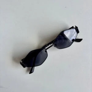 GAFAS MYKONOS | BLACK — BAHIA Tienda, Bahía Blanca