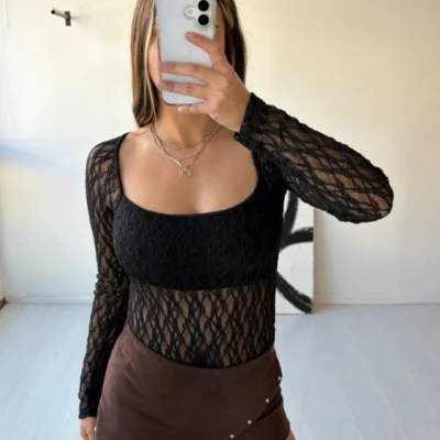 Skort gamuzada con tachas