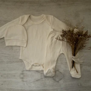 AJUAR 3 PIEZAS TRAMADO BODY + RANITA + GORRITO NATURAL