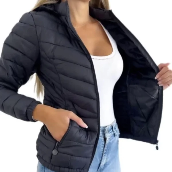 CAMPERA NEGRA CON PIEL