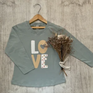 REMERA LOVE