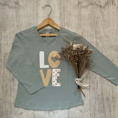 REMERA LOVE