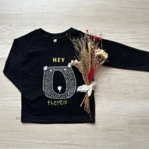 REMERA HEY