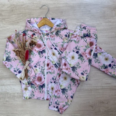 CONJUNTO FRIZADO CAMPERA + BABUCHA FLOREADO ROSA