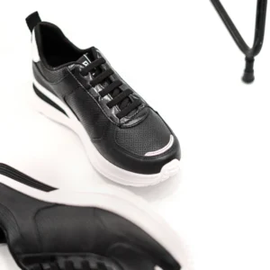 935101-2 Piccadilly Zapatilla Negro/ Plata con Cordón Elástico