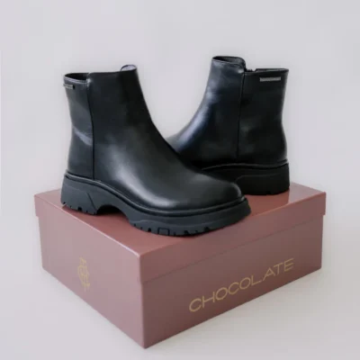 CH7271 Chocolate Bota con Cierre Negro