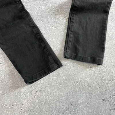 Jean Skinny Negro con Roturas - Estilo y Comodidad