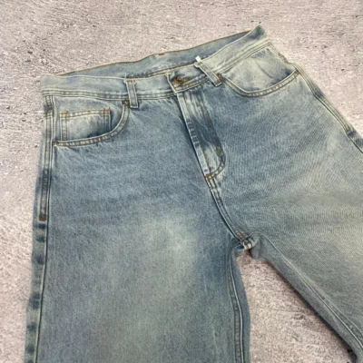 Jean Baggy Liso Básico con Corte Suelto y Prelavado
