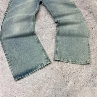 Jean Baggy Liso Básico con Corte Suelto y Prelavado