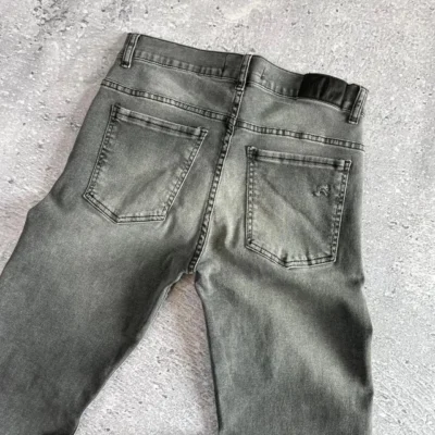 Jean Birmingham Slim con Roturas y Prelavado - Talles 38 a 50