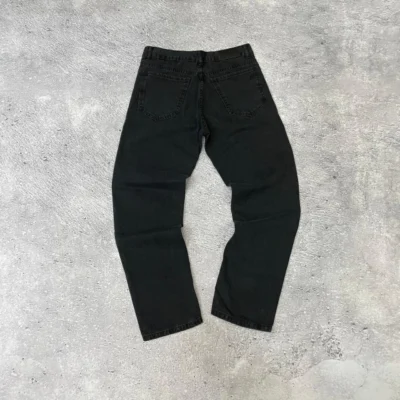 Jean Naked Ancho: estilo y comodidad con spandex
