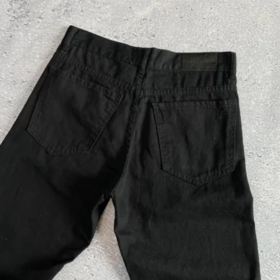 Jean mom raw negro