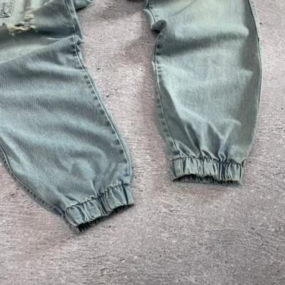 Jogger Cargo Xavi Mom con Prelavado y Detalles Gastados
