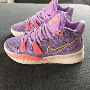 Kyrie 7 "Daughters" — Zapas Bahía, Bahía Blanca