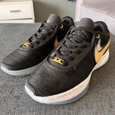 Nike Lebron XX "Black" — Zapas Bahía, Bahía Blanca
