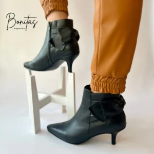 Bota Pampa cuero negro art 477