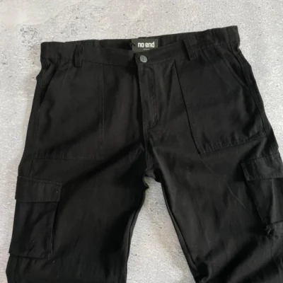 Pantalón Baggy Cargo en Gabardina con Bolsillos