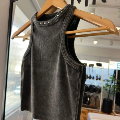 Musculosa tachas