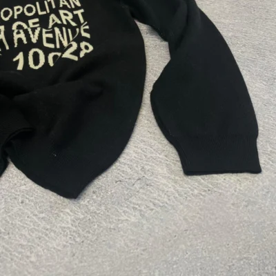 Sweater Metropolitan en hilo prelavado, corte regular