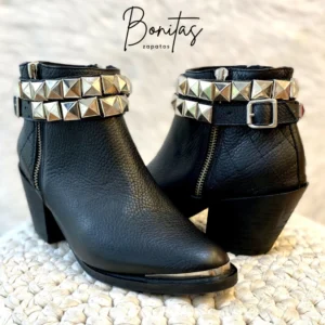 Botas
