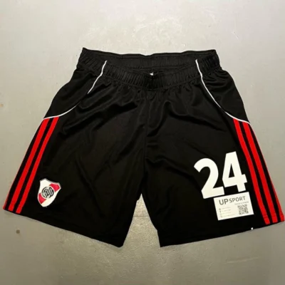 Short River de juego negro 2026