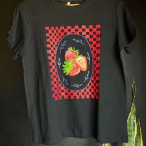 REMERA FRESAS CUADRADITOS ALGODON XL