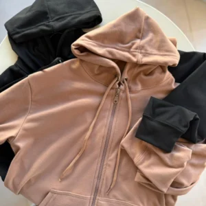 CAMPERA MELY