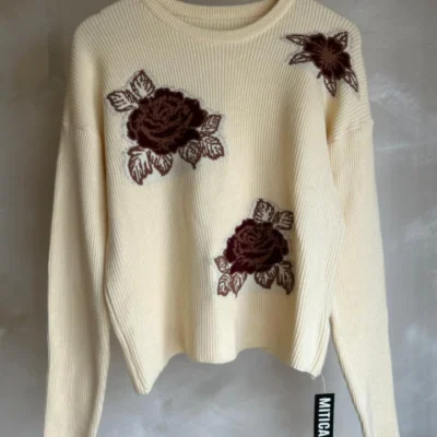 PANTALON FAUSTINA // CAMISETA MILENA // SWEATER IVORY