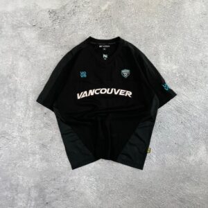 REMERA VANCOUVER BORDADA - SV806