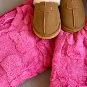 PIJAMA FUCSIA | POLAR SOFT — BAHIA Tienda, Bahía Blanca