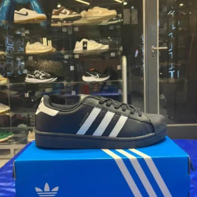 SUPERSTAR NEGRA IMPORTADA — Calzados Bahía, Bahía Blanca