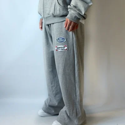 JOGGING MOTORSPORT GRIS — Signos Indumentaria, Bahía Blanca