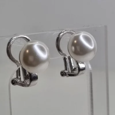 PAR DE AROS MAJORICA RETRO SIN USO — Joyería Debernardi, Bahía Blanca