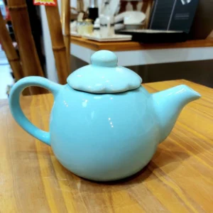 TETERA DE CERÁMICA COLOR CELESTE — Maiz Deco, Bahía Blanca